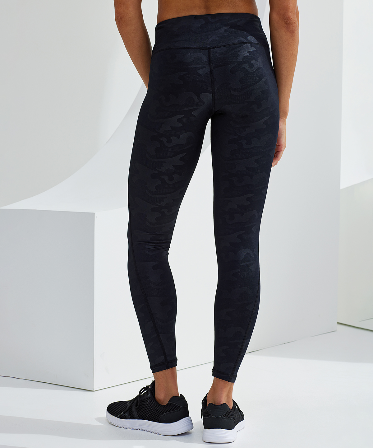 Performance Camo Leggings